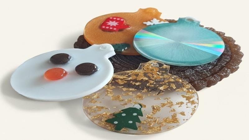Taller de Navidad con Resina