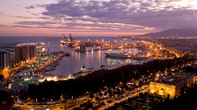 La Noche en Blanco 2026: Cultura y música para todos en Málaga