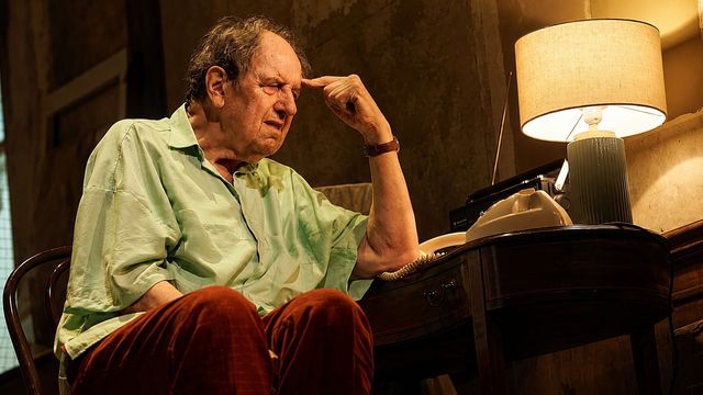 Gigante: un retrato profundo de Roald Dahl en el teatro