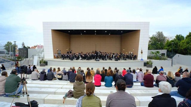 Noches de Verano en Rincón de la Victoria: música, humor y artes escénicas para rematar el verano
